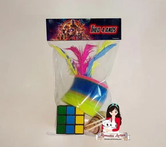 Kit Brinquedos Retrô Tema Vingadores Guerra Infinita
