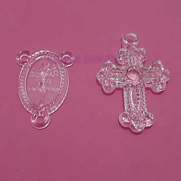 Kit Terço Crucifixo Trabalhado e Cruz de Acrilico Pct 5 Kits