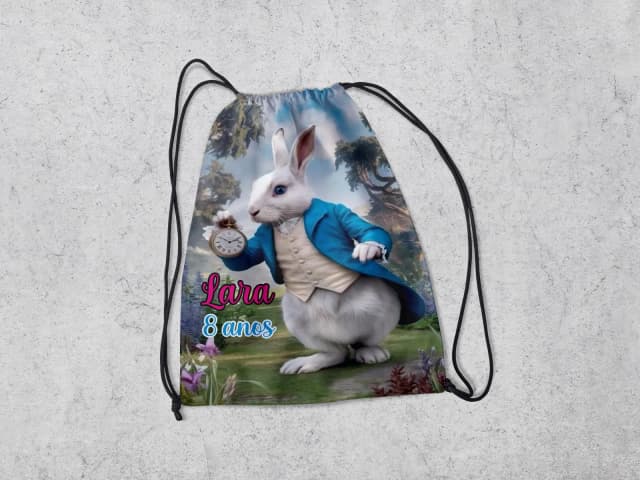 Mochilinha Personalizada Coelho da Alice
