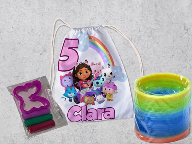 Kit Mochilinha + Mini Massinha de modelar e Mola Maluca  Casa Magica da Gabby