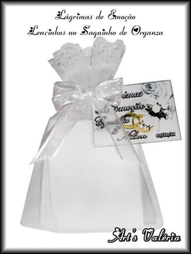 Lenços Lágrimas de Emoção no Organza