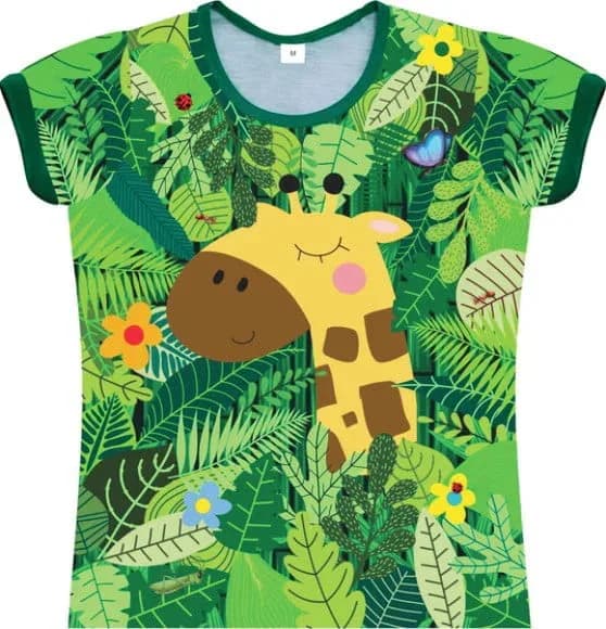 Camiseta Infantil Feminina Girafa na Floresta
