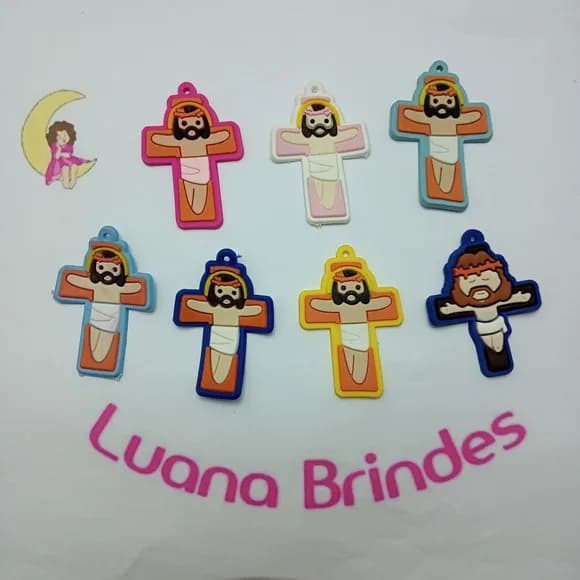 Pingente Crucifixo de Borracha 5cm Pct 7 Unidades