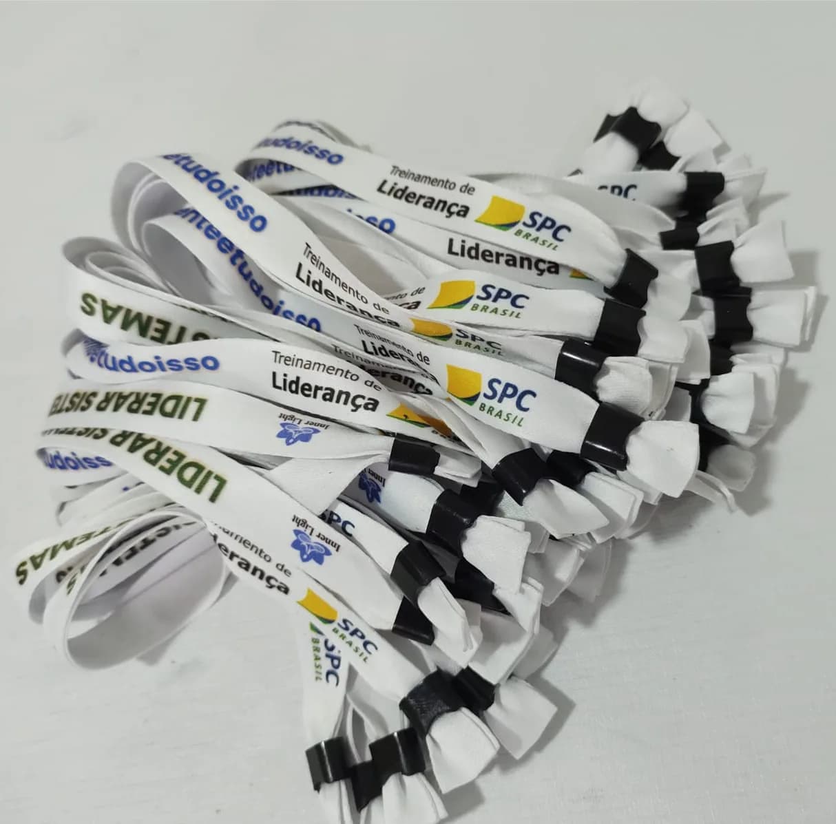 Pulseiras Personalizadas de Tecido Festas e Eventos !