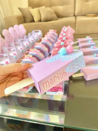 Kit 60 Lembrancinhas Confeitaria de Luxo