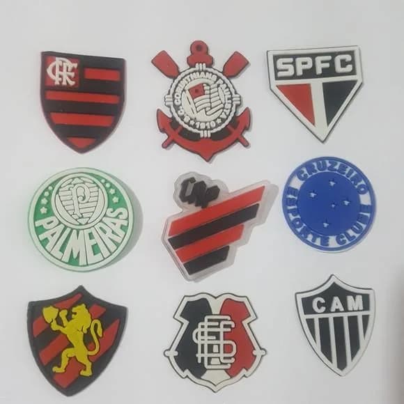 Apliques Times 3cm Variados Emborrachado Pacotes C/9 Unidade