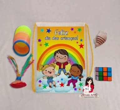 Mochila Brinquedos Retrô Tema Dia das Crianças 2024