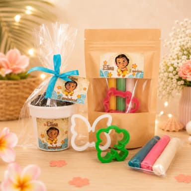 30 Uni. Kit Jardinagem + 30 Uni. Kit Massinha Zip Lock - Moana - Informar o tema no chat da compra.