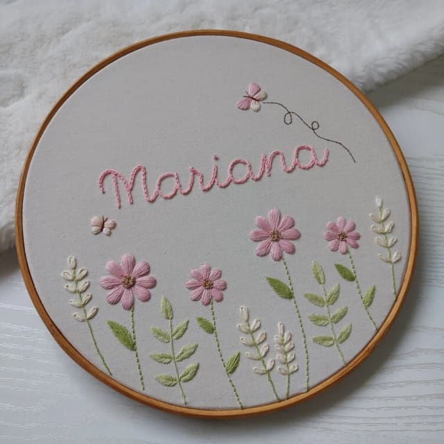 Porta Maternidade Bordado à mão - Floral Rosa 002