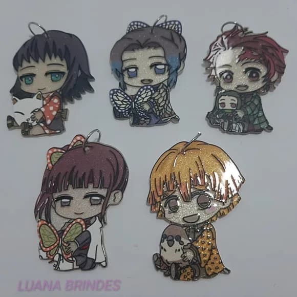Pingente Personagens Animes de acrílico - pct c/5 unidades