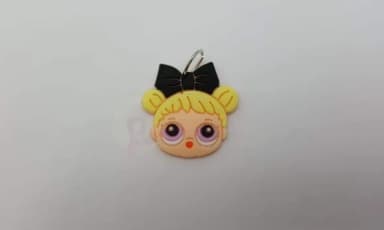 Pingente da LOL Curious QT Emborrachado de 3cm