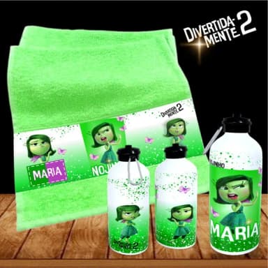 Kit Toalhinha com Garrafa Personalizada