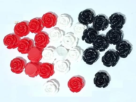 Rosa de Resina Plástica Furo Passante 1,6cm - 10 Unidades
