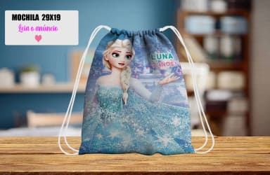 Mochilinha personalizada para lembrancinhas da Frozen