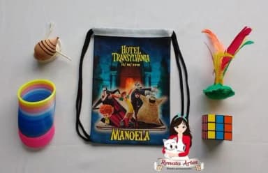 Mochila Brinquedos Retrô Tema Hotel Transilvânia