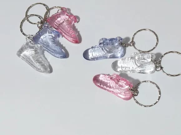 Chaveiro Ténis Acrílico 2,5cm/4cm Pacote com 10 Unidades