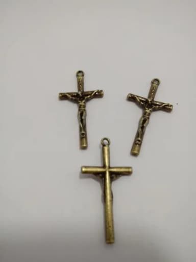 Pingente de Crucifixo Ouro Velho 4cm - 4 Unidades