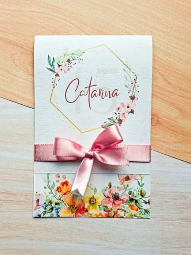 Convite Floral Debutante 15 Anos Vertical com Foto