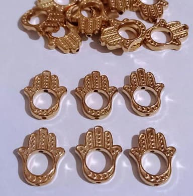 Pingente Hamsá Mão de Fátima Dourado - 10 Unidades