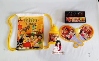 Mochila Ping Pong + Dominó + Squeeze Turma do Chaves