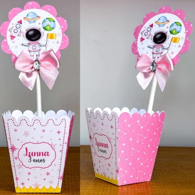 PEGUE E MONTE - Centro de Mesa ASTRONAUTA MENINA - Decoração de Festa | Lembrancinhas | Aniversário | Personalizados
