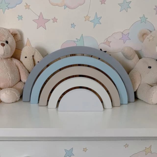 Arco iris de mdf decorativo/ Enfeite de festa, decoração pra quarto de bebe.