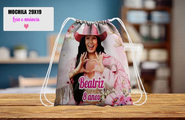Mochilinha personalizada para lembrancinhas da Ana Castela