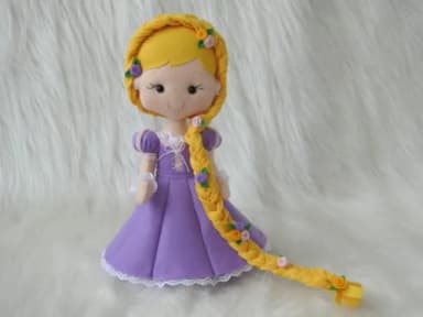 Boneca Rapunzel em Feltro - Enrolados