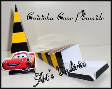 Caixa Pirâmide Carros