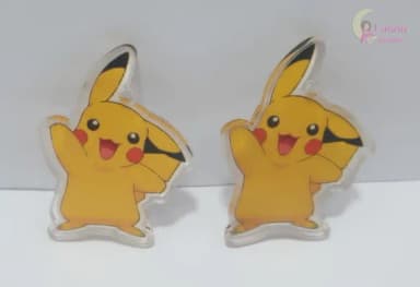 Pingente Pikachu de Acrílico Adesivado - Pct C/3 Unid