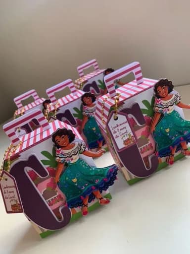 Kit 60 Lembrancinhas Encanto