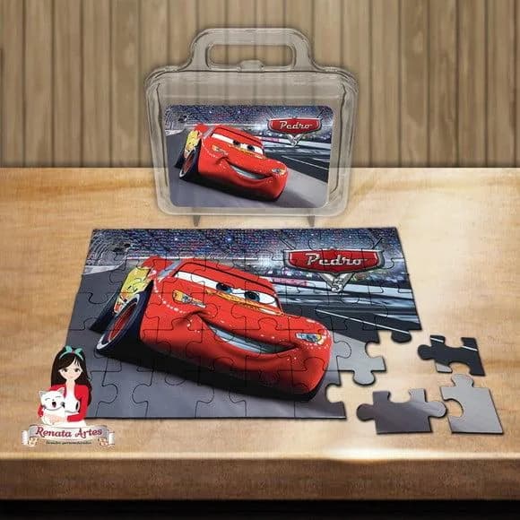 Quebra Cabeça Personalizado na Maleta Carros Macqueen