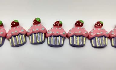 Aplique Cupcake em Resina de 2,8cm