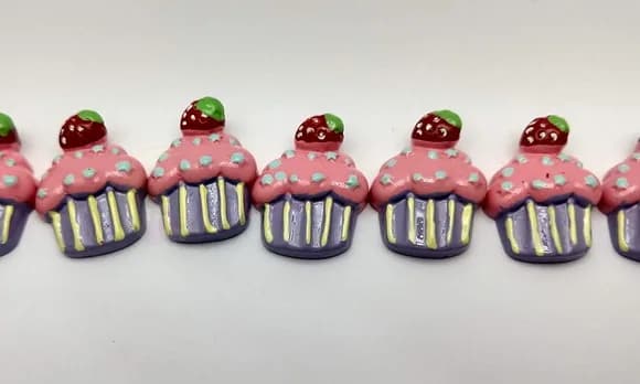 Aplique Cupcake em Resina de 2,8cm