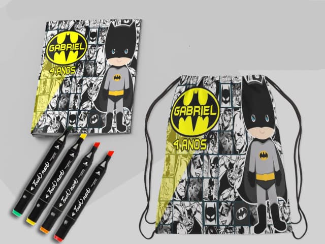 Kit Mochila e Revista de colorir com Canetinhas do Batman