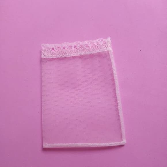 Saquinho Organza Tunil Branco com Renda 7x12cm