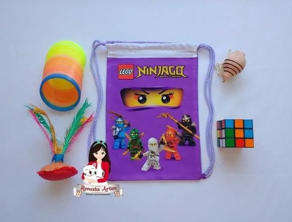 Mochila Brinquedos Retrô Tema Ninjago Nya