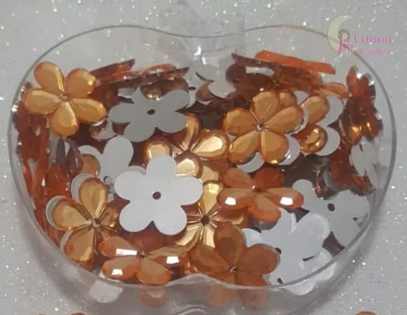 Chaton Flor Marrom Dourado- 20mm - Pct c/ 100 Unidades
