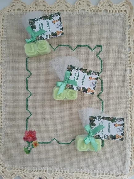 Lembrancinha Mini Sabonete - 2 Letras Iniciais