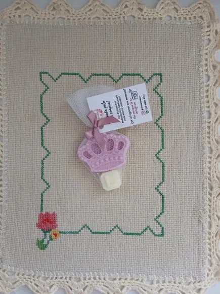 Lembrancinha Mini Sabonete - Coroa e Inicial