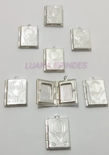 Pingente Mini Relicario de Metal Prateado-pct c/10 unid