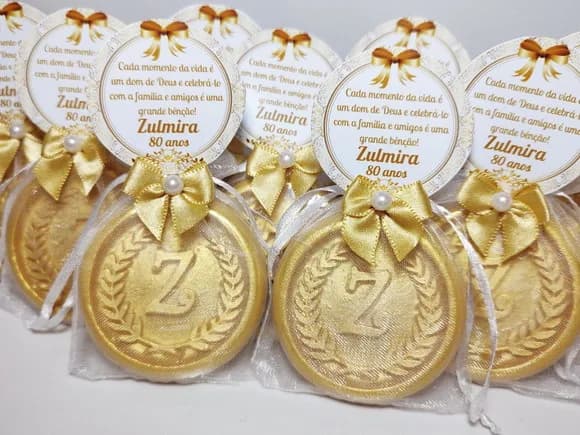Lembrancinha 80 Anos, Sabonete Letra Inicial Personalizada