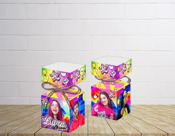 Kit 30 Lembrancinhas Emilly Vick