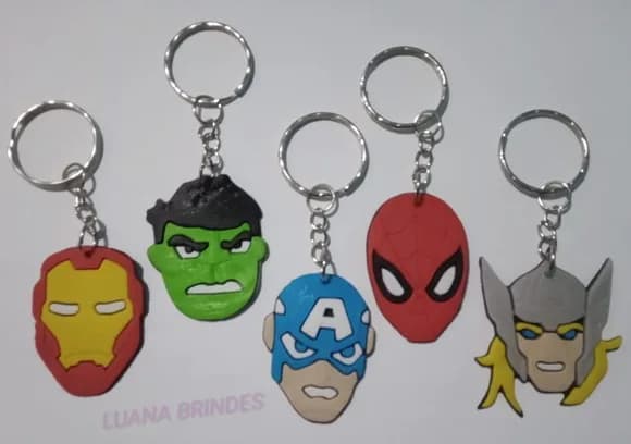 Chaveiro Carinhas Heróis Variados de Borracha - Pct C/5 Unid
