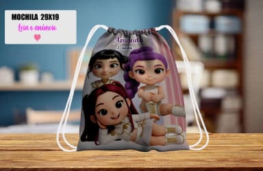 Mochilinha personalizada para lembrancinhas das Guerreiras K-Pop