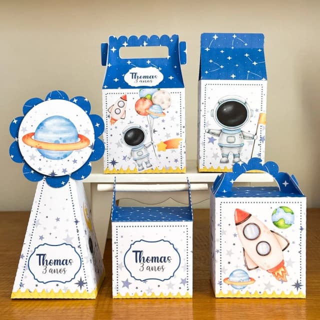 PEGUE E MONTE - Kit Festa ASTRONAUTA MENINO - Decoração de Festa | Lembrancinhas | Aniversário | Personalizados