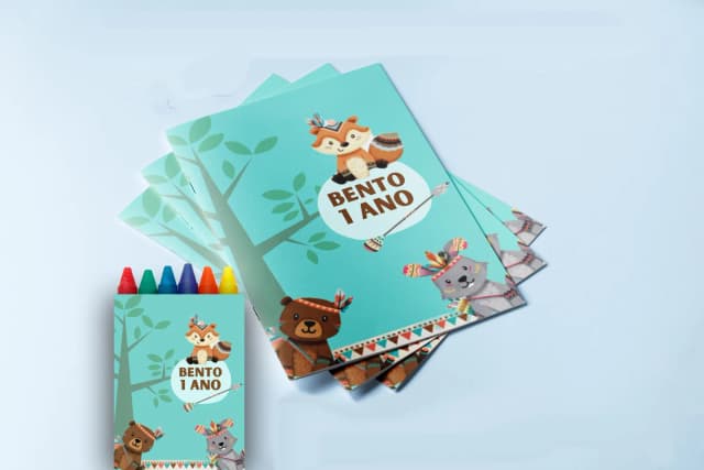 Revista para colorir  com Giz de cera Personalizado Bosque Encantado