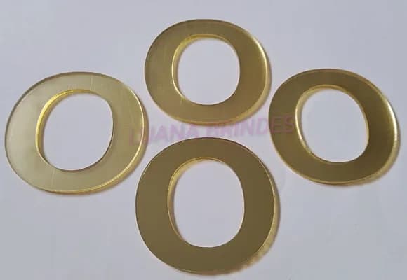 Aplique da Letra O em Acrílico Espelhado Dourado - 5cm