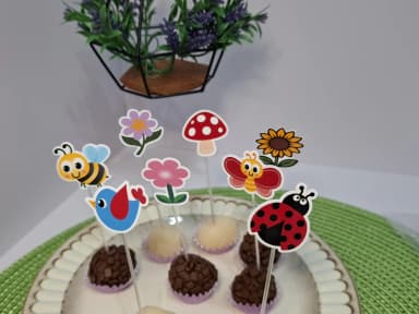 Toppers de docinhos JARDIM ENCANTADO -Kit com 8 figuras