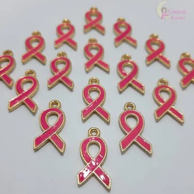 Pingente Outubro Rosa de Metal Dourado - pct c/6 unid
